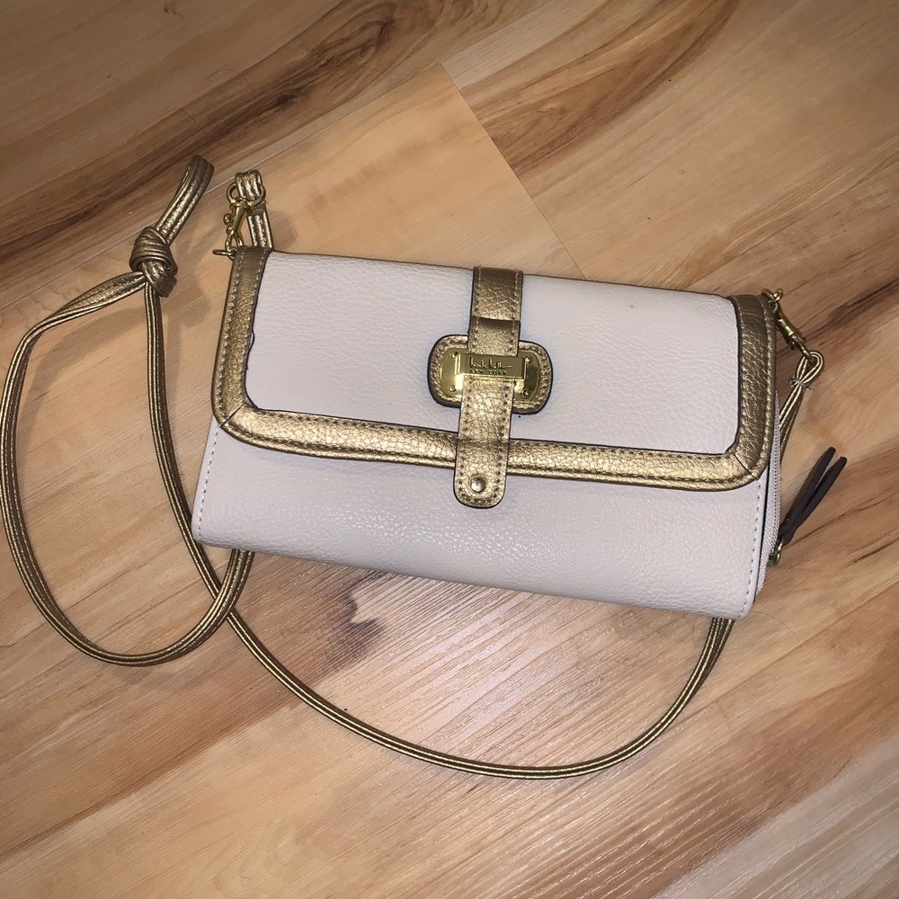 Nicole Miller over the shoulder\hand held purse